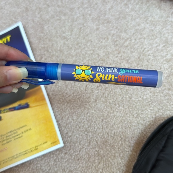 🔥10/$15 SPF and Hand Sanitizer - Picture 3 of 4